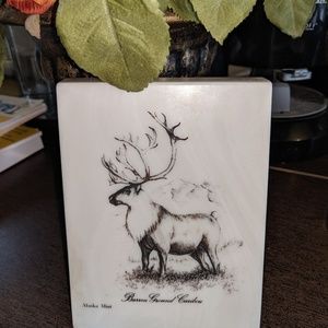 Elk Paperweight Marble box. 73